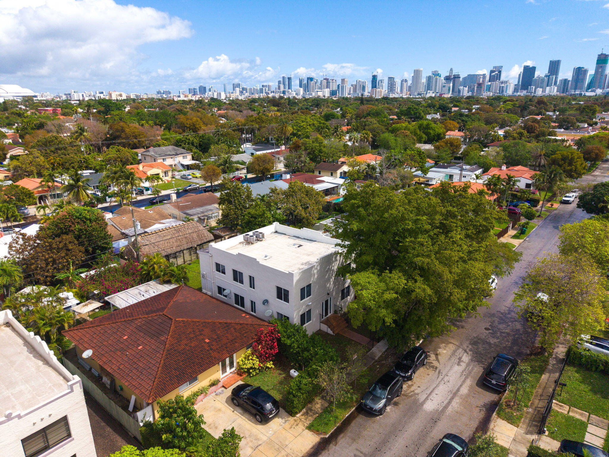 1853 SW 17th Street 2