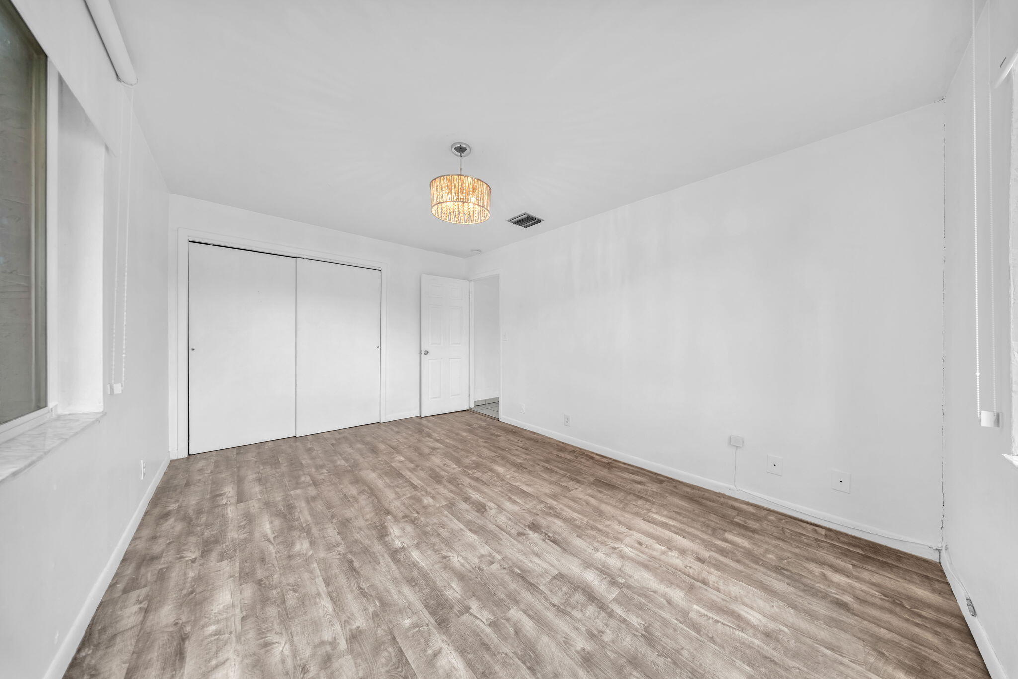 1853 SW 17th Street 2