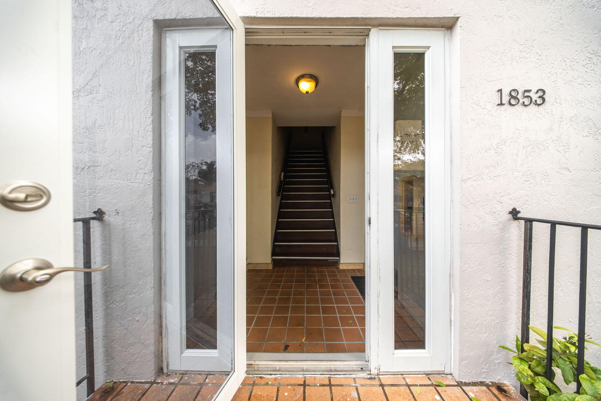 1853 SW 17th Street 2