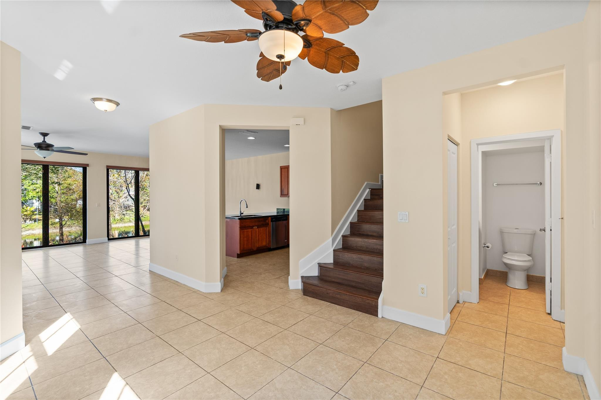 5701 NW 47th Avenue
