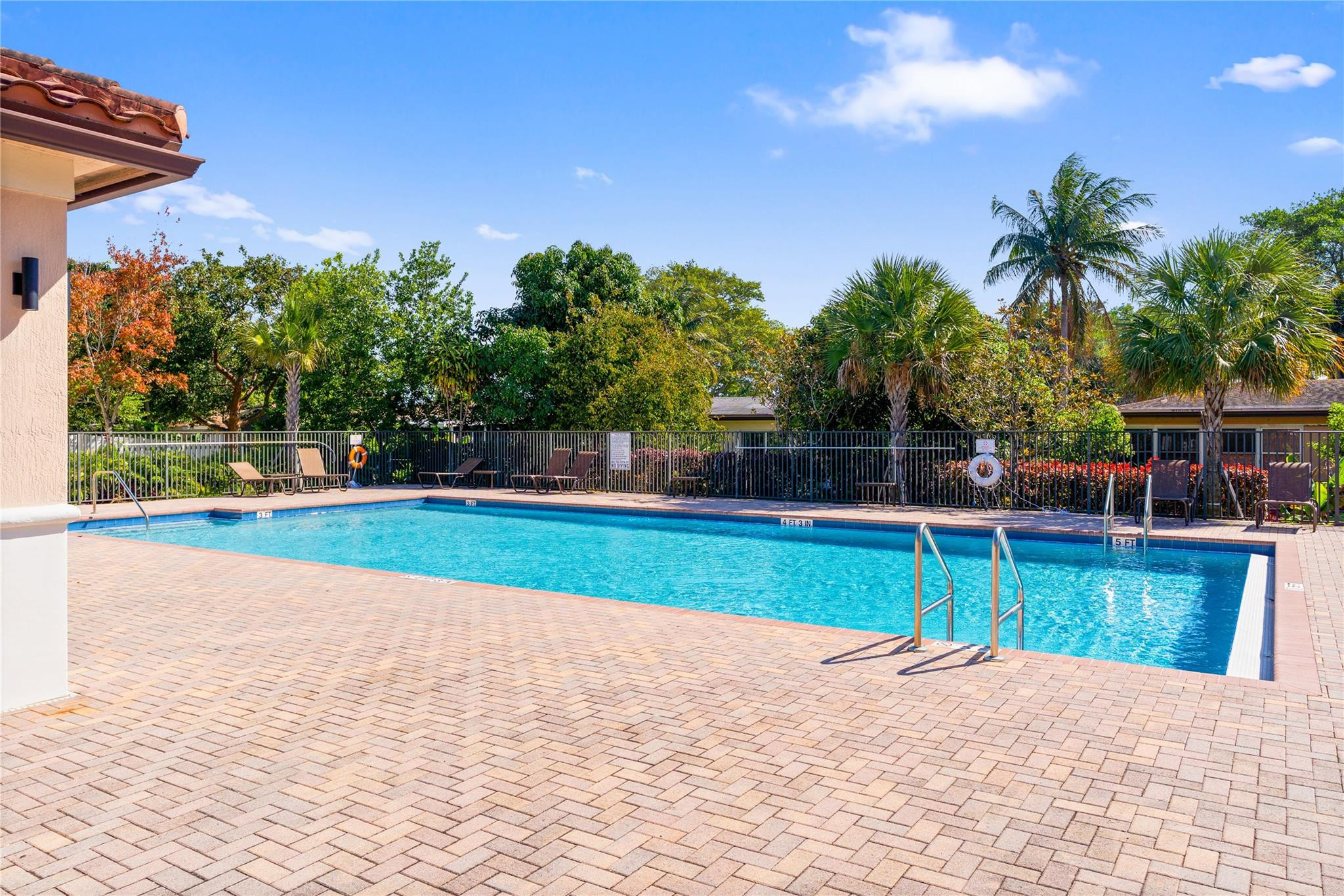 5701 NW 47th Avenue