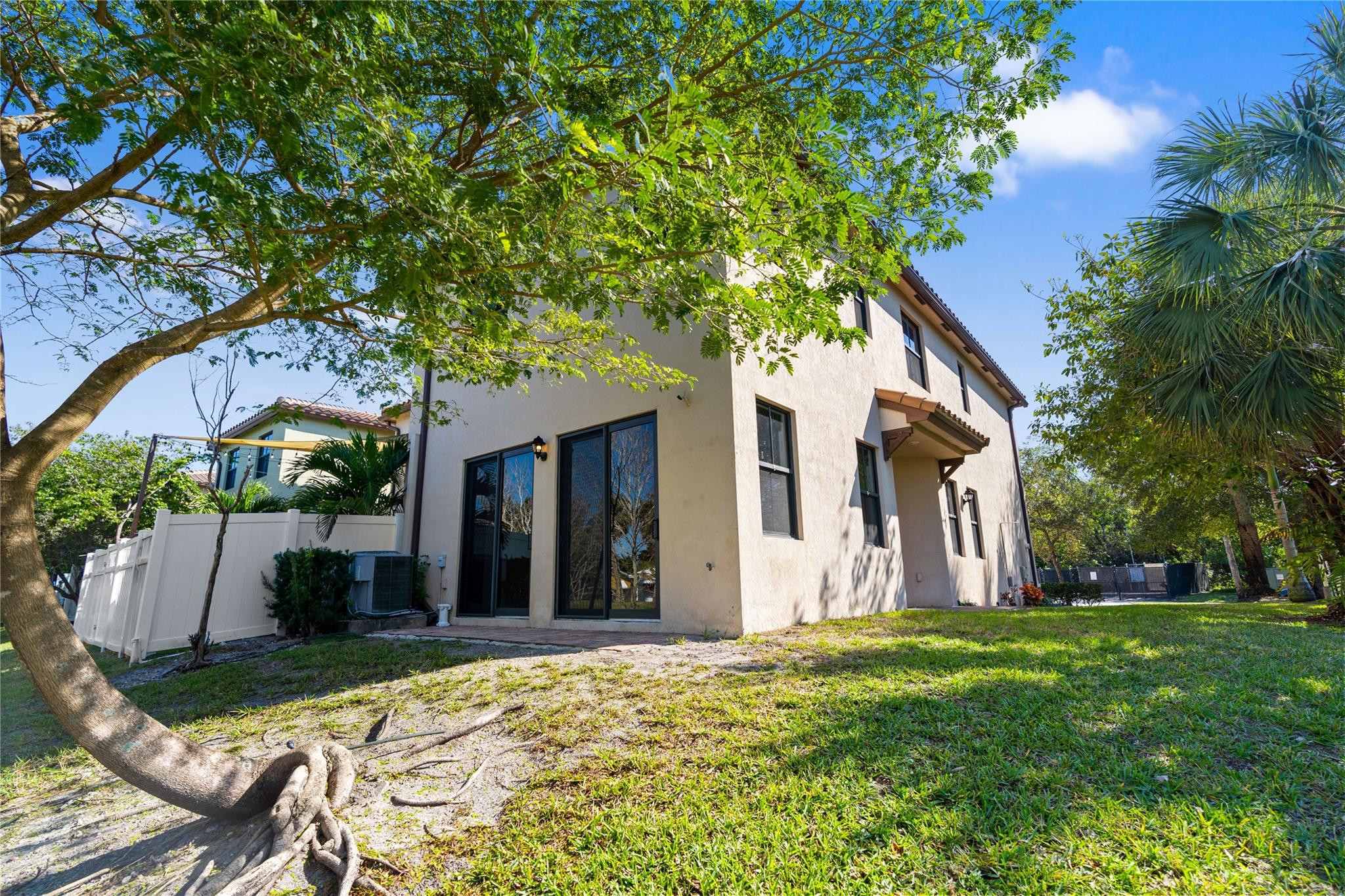 5701 NW 47th Avenue