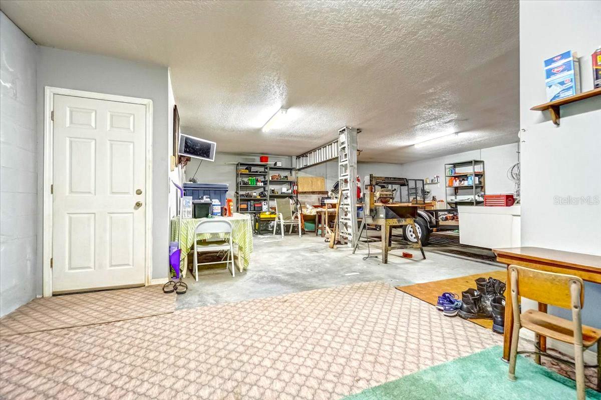 13317 RAINBOW LN