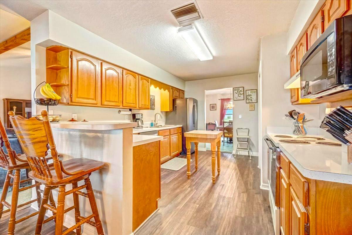 13317 RAINBOW LN