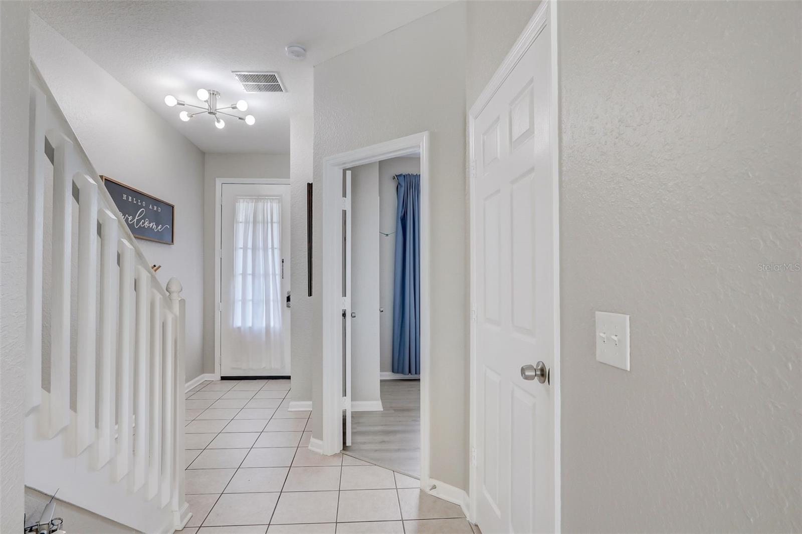 2503 MANESHAW LN