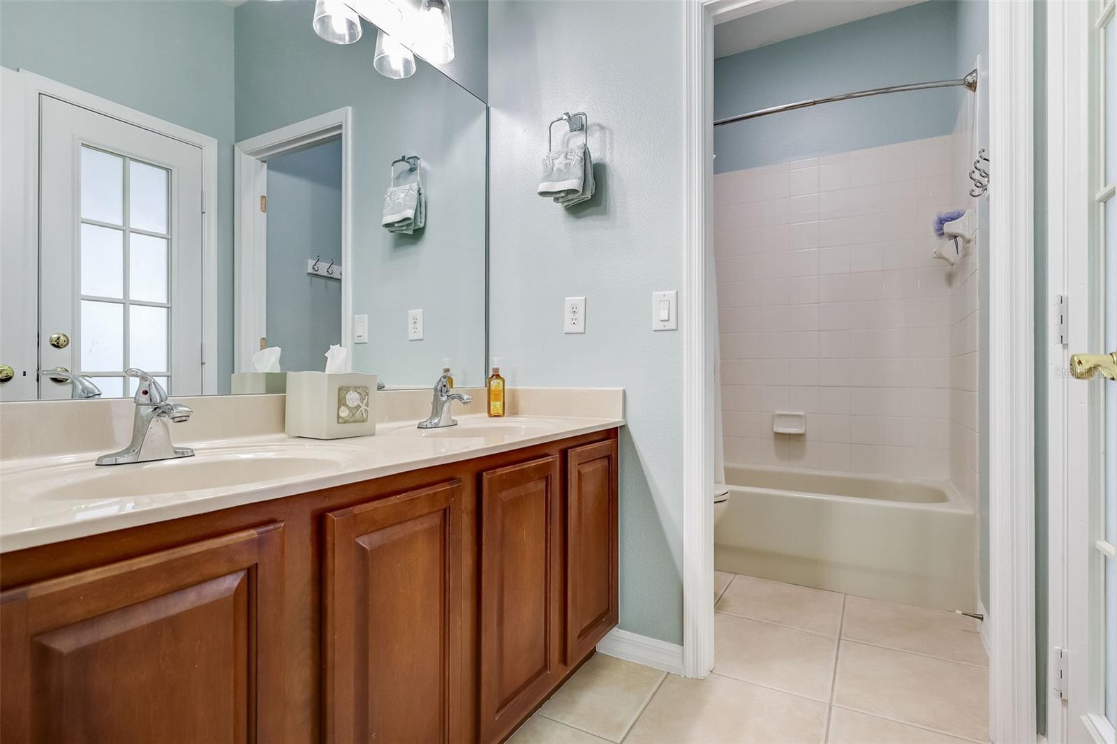 2320 WINTERMERE POINTE DR