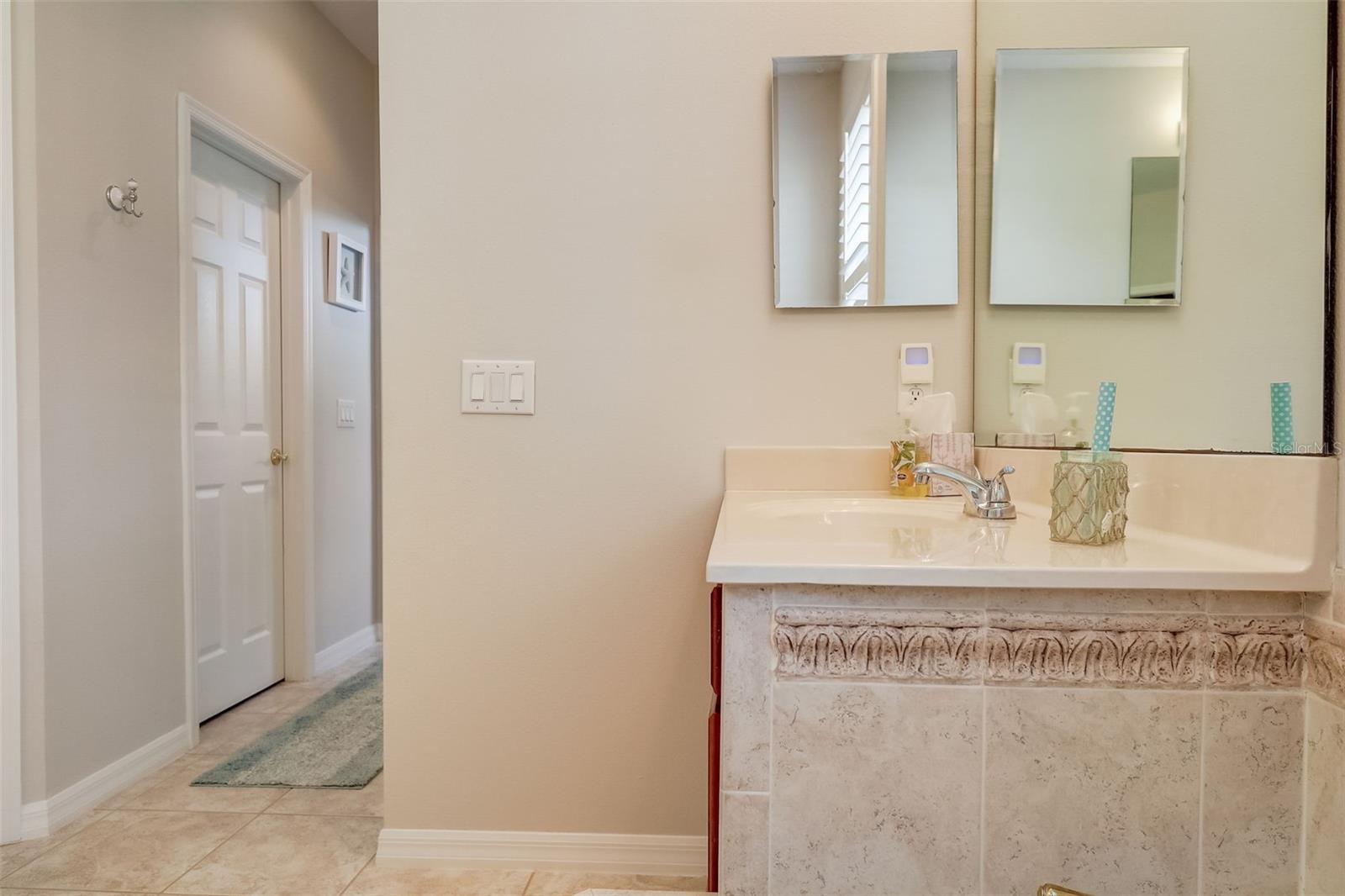 2320 WINTERMERE POINTE DR