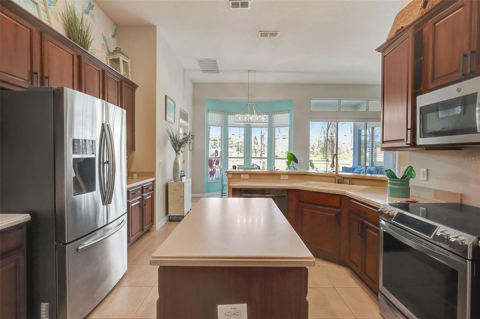 2320 WINTERMERE POINTE DR
