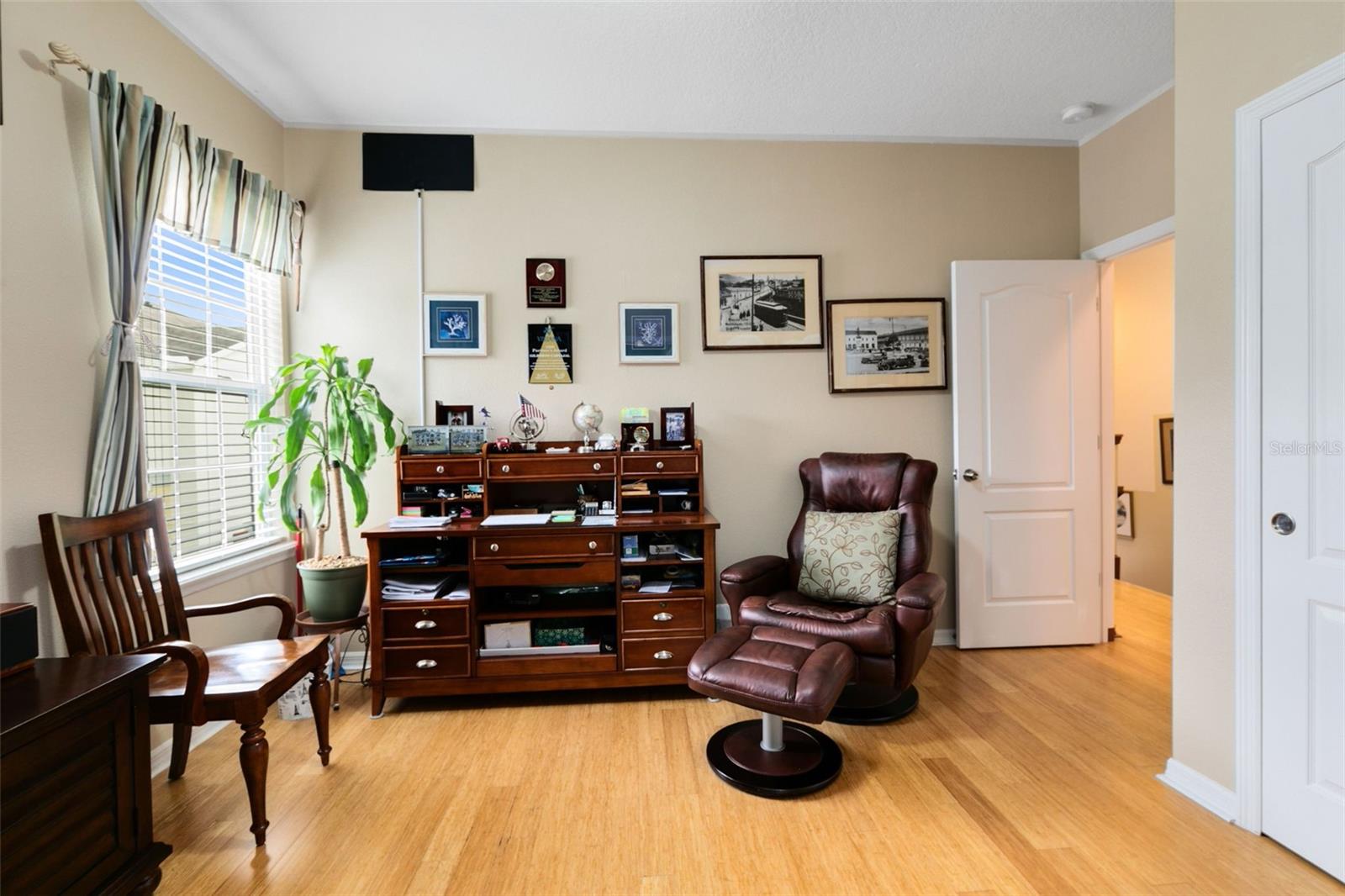 8259 MARITIME FLAG ST #1