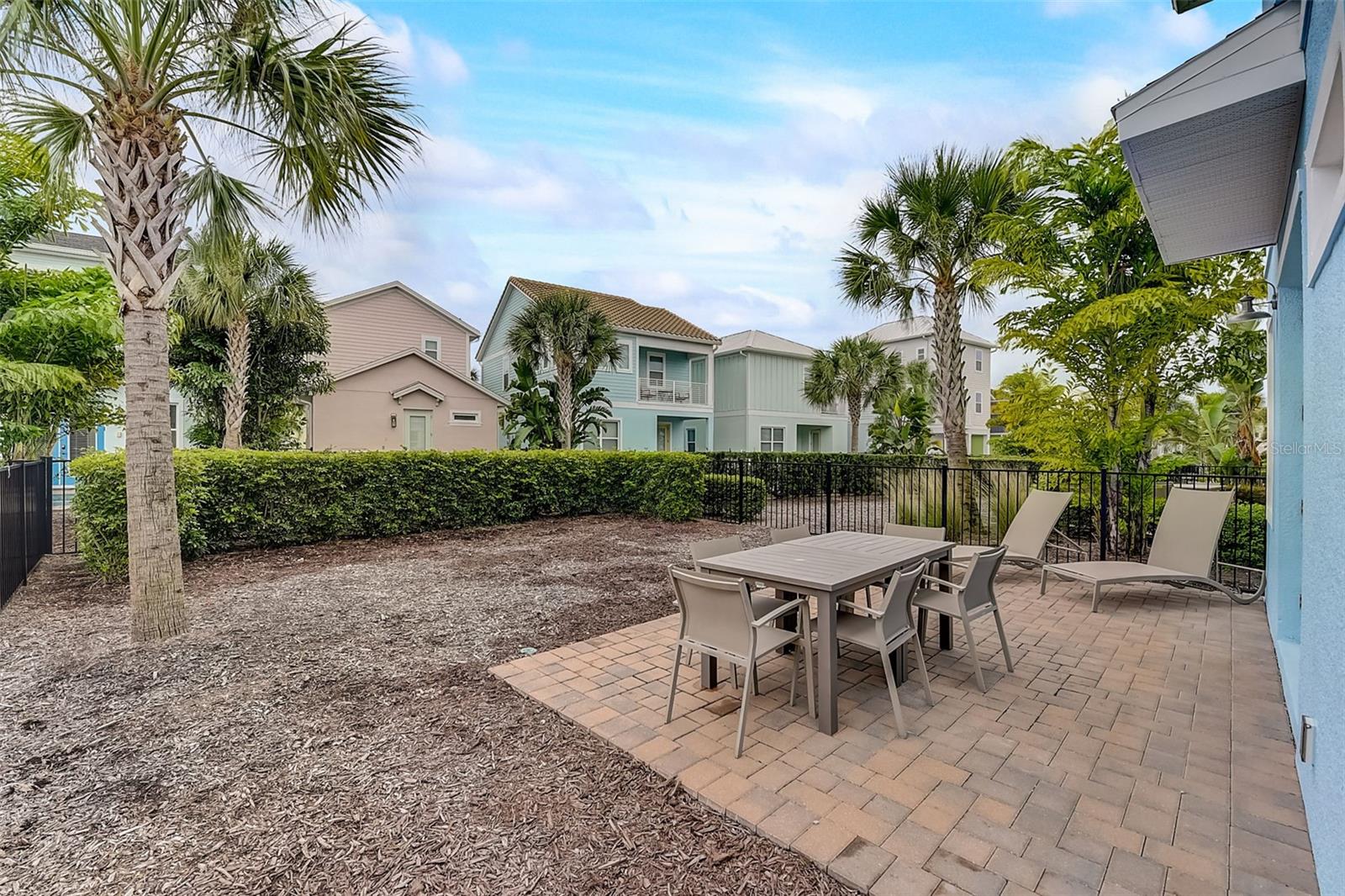 8088 KNEE DEEP RD