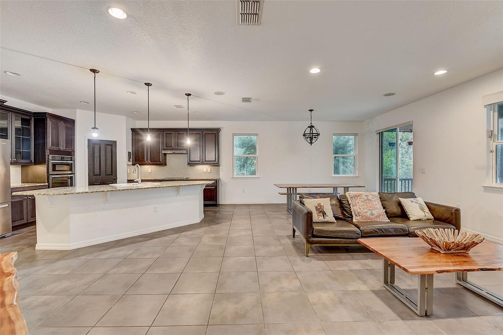8013 BOWERY DR