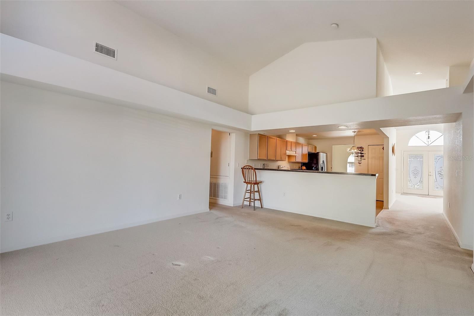 658 SIERRA CIR