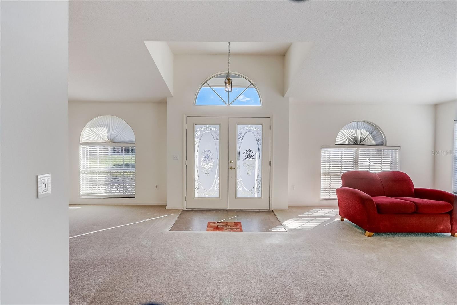 658 SIERRA CIR