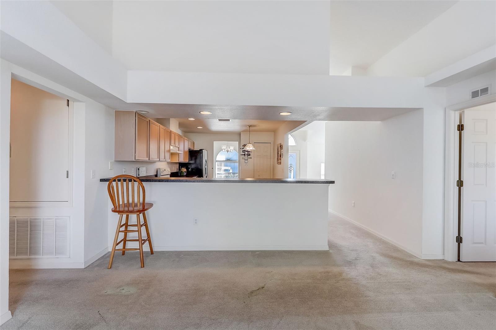 658 SIERRA CIR