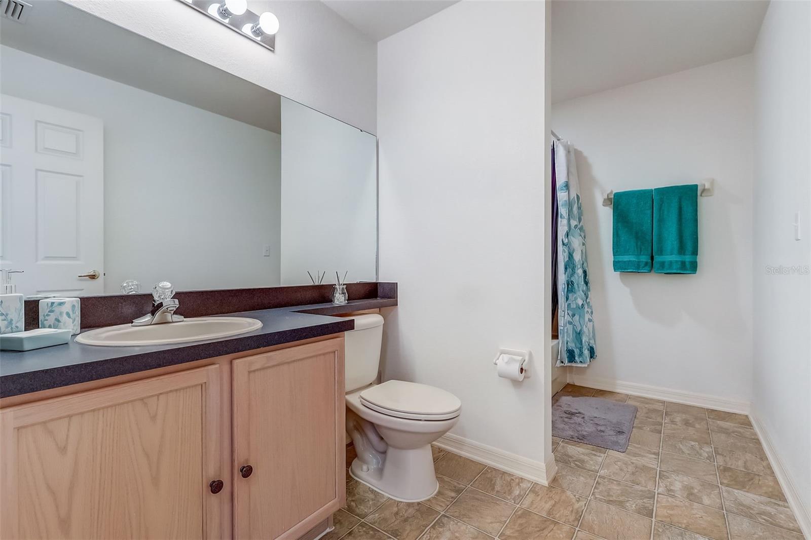 658 SIERRA CIR