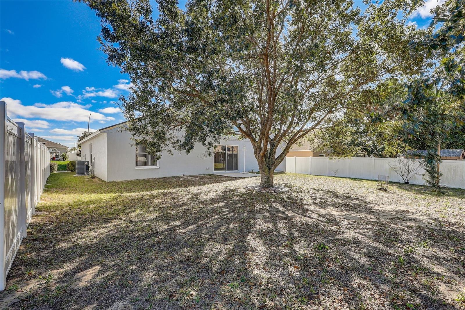 658 SIERRA CIR