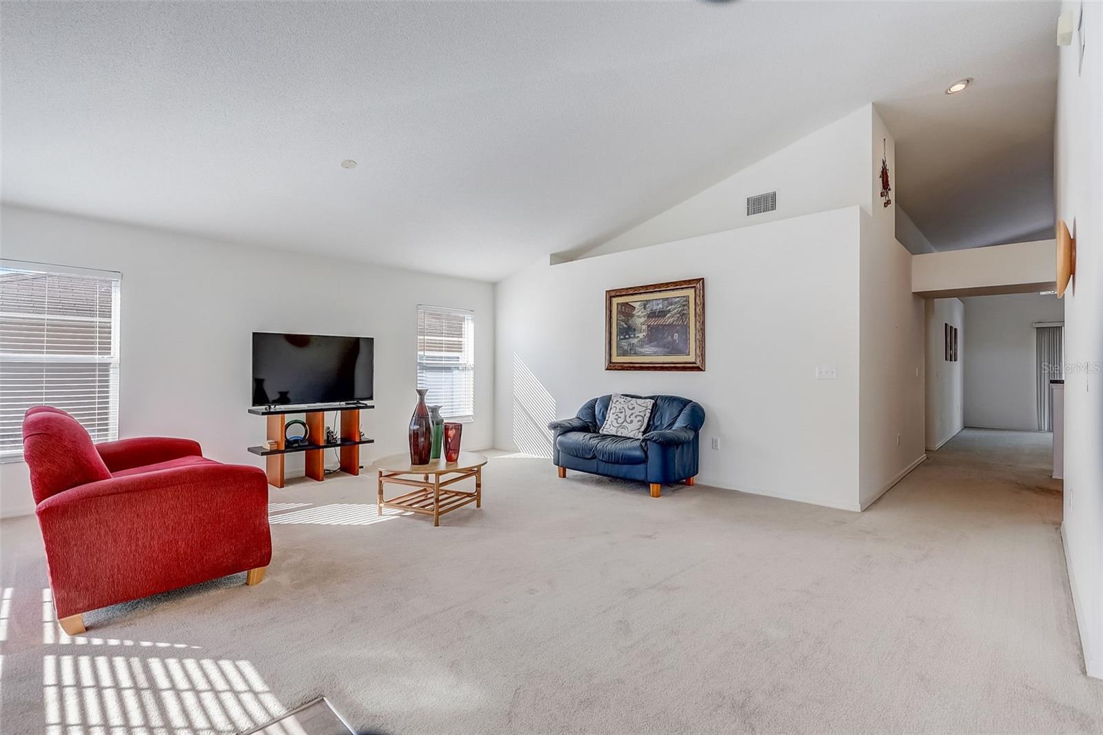 658 SIERRA CIR