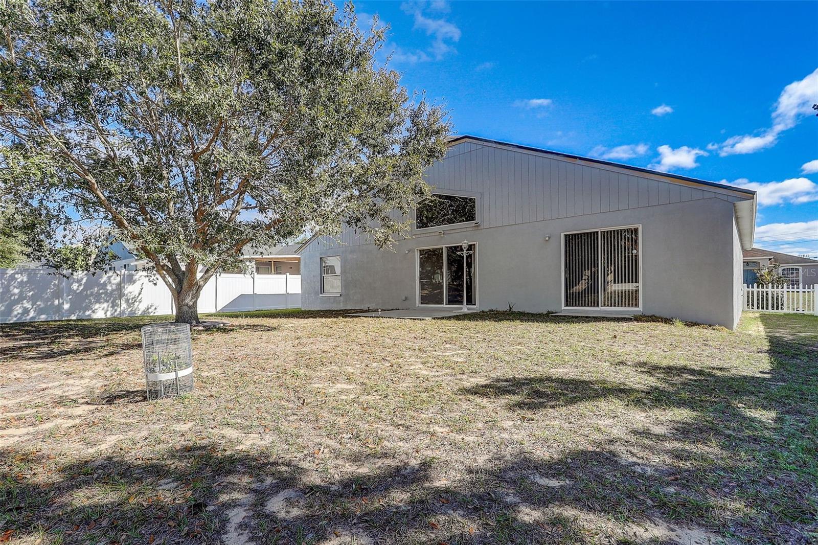 658 SIERRA CIR