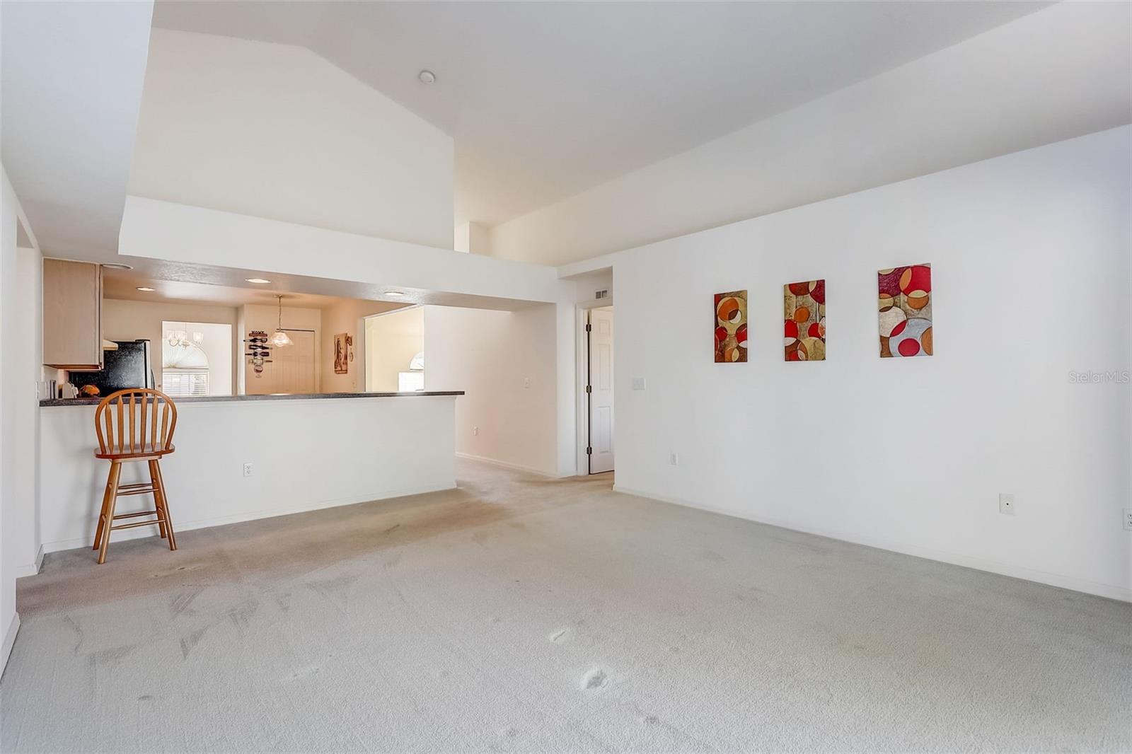 658 SIERRA CIR