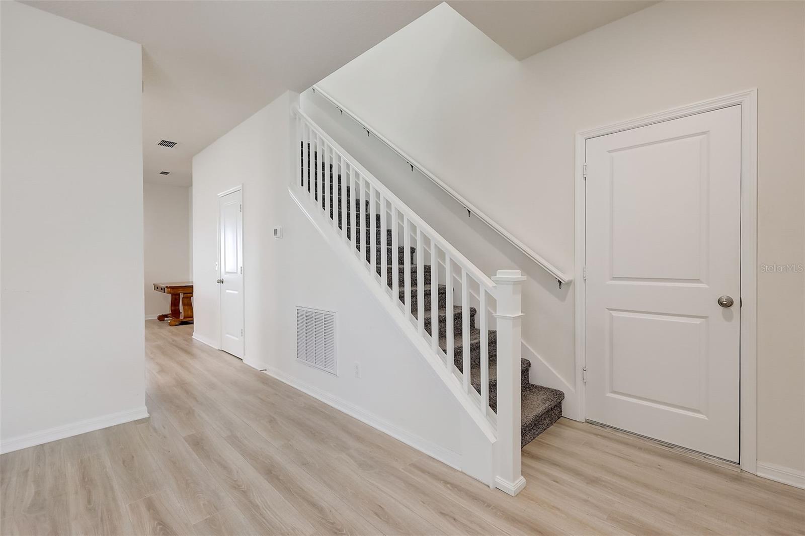 1684 HAMLIN RIDGE RD