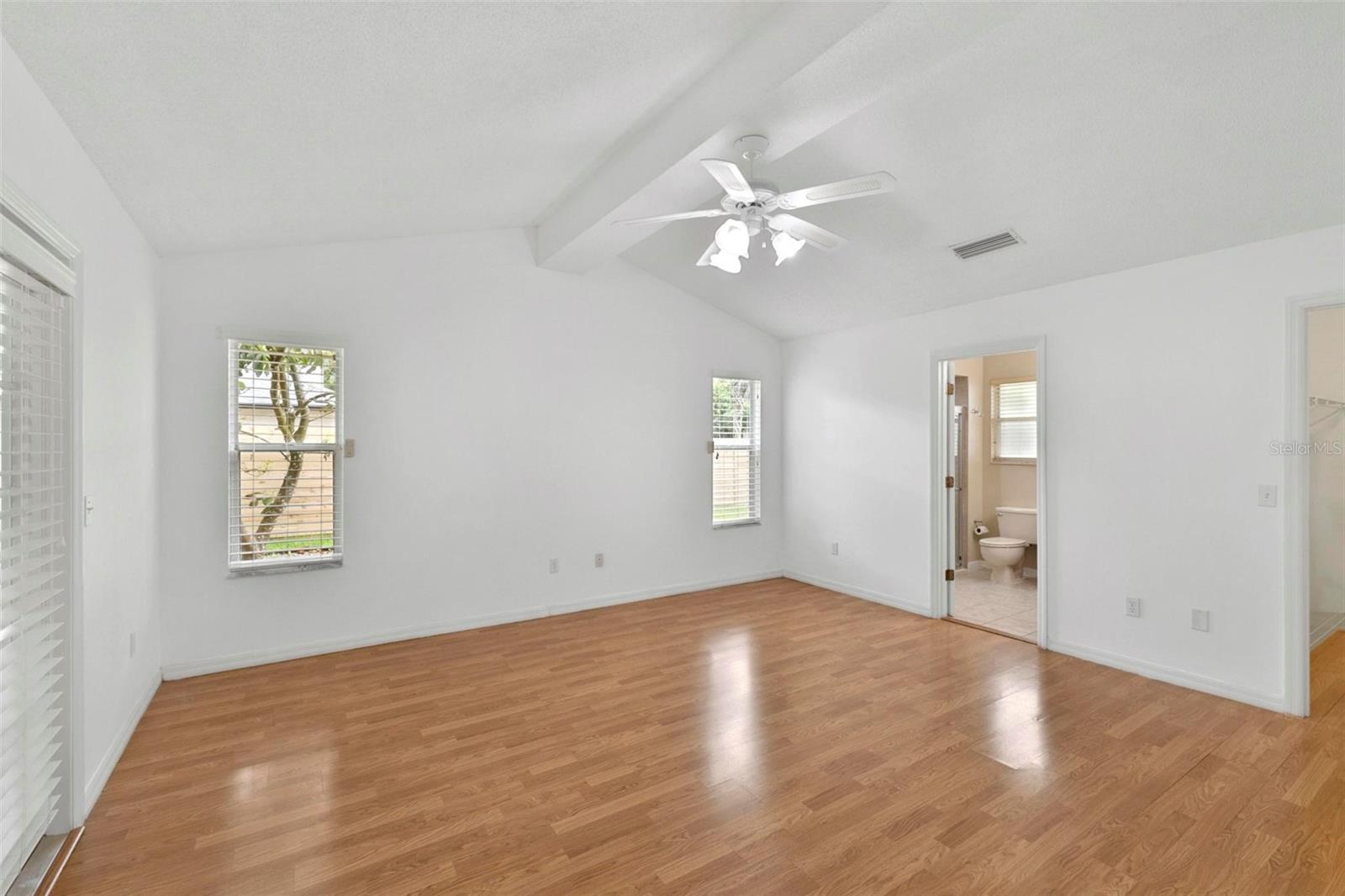 3427 COUNTRY MANOR DR