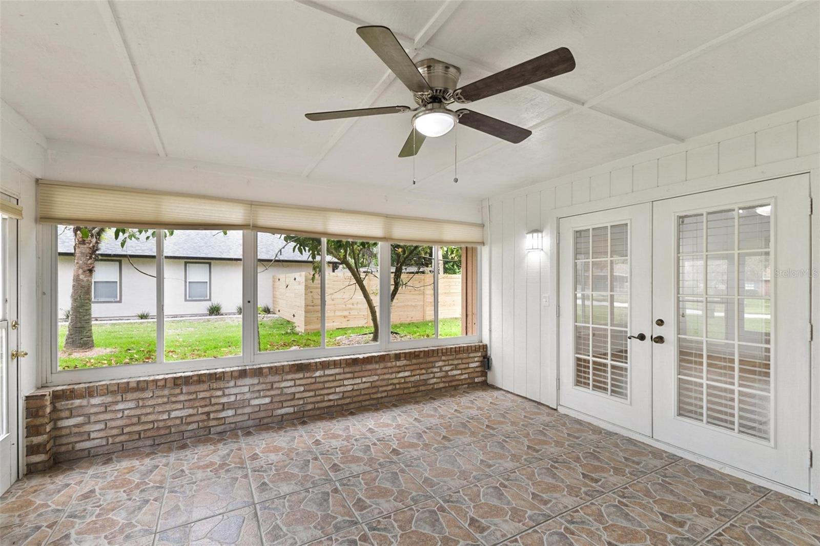 3427 COUNTRY MANOR DR