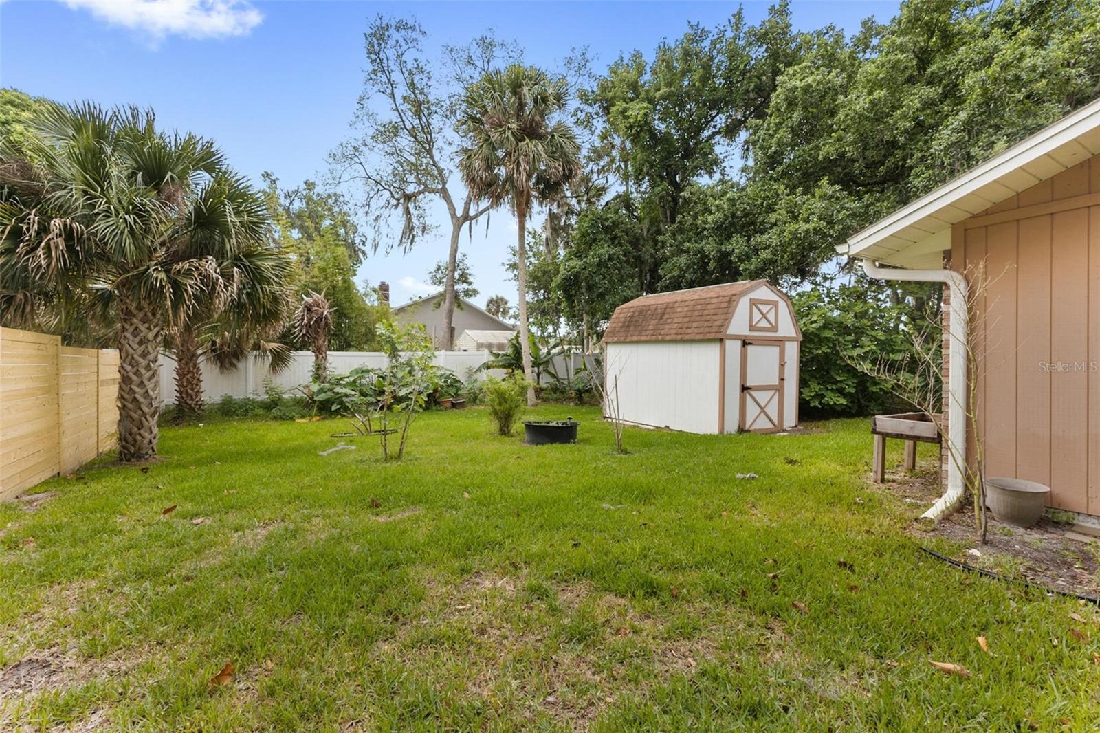 3427 COUNTRY MANOR DR