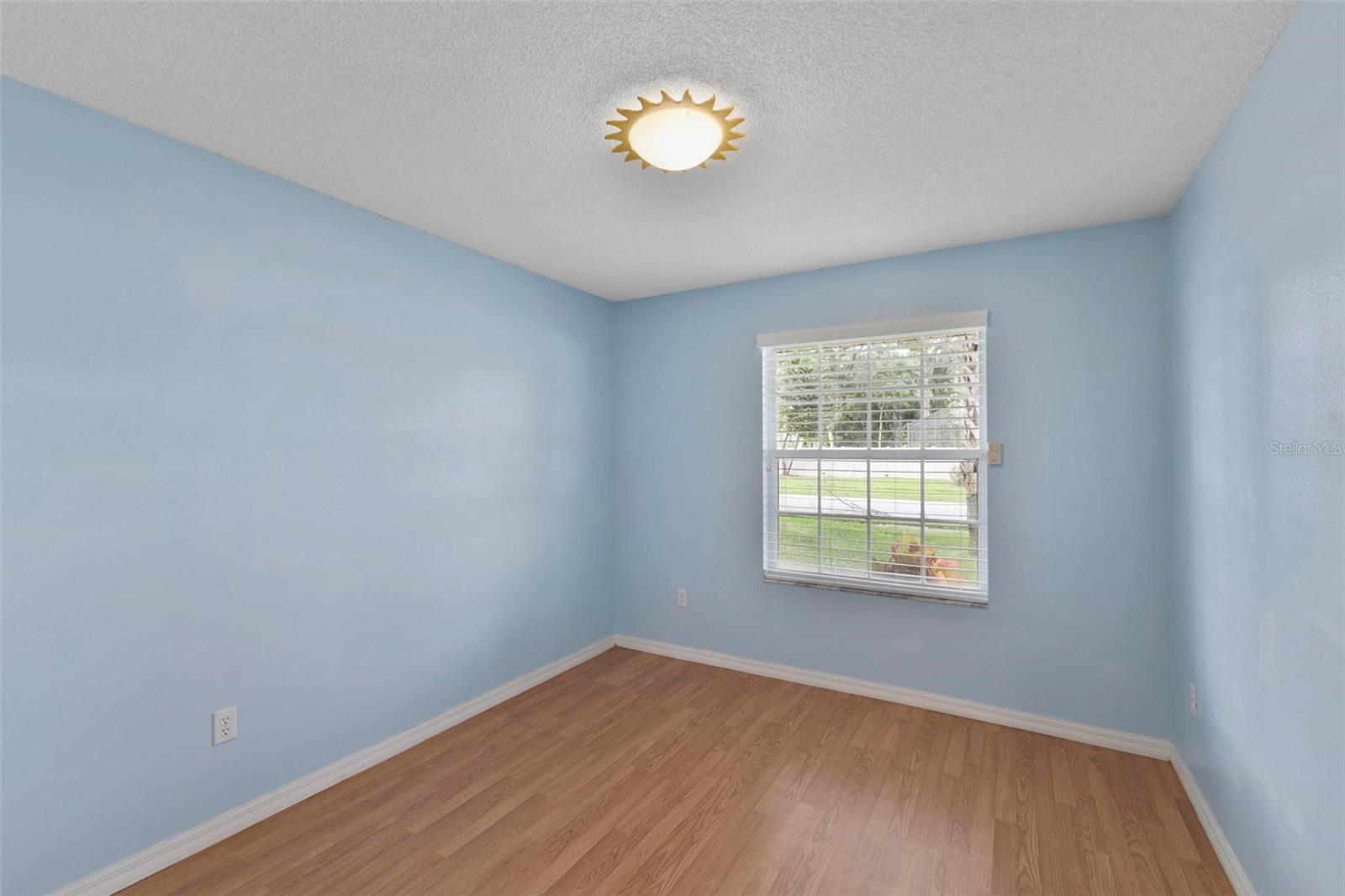 3427 COUNTRY MANOR DR