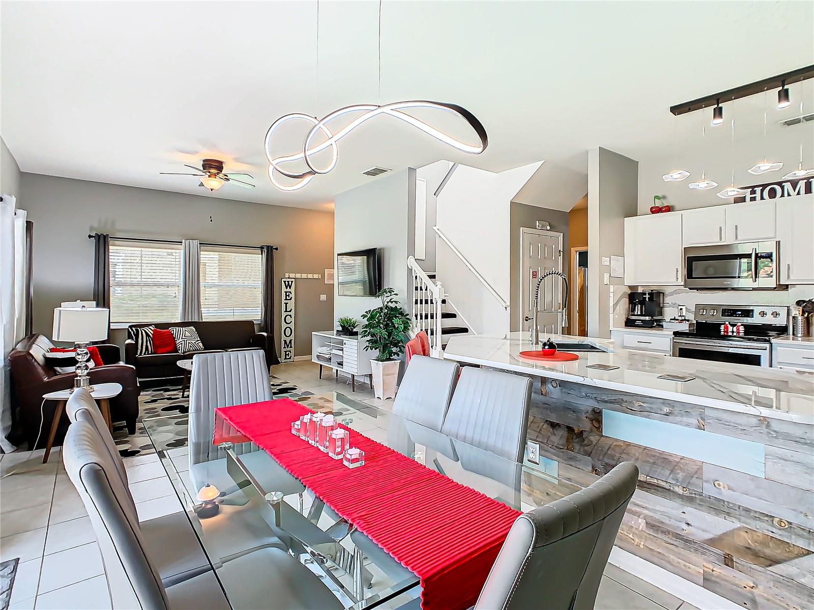 3179 YELLOW LANTANA LN