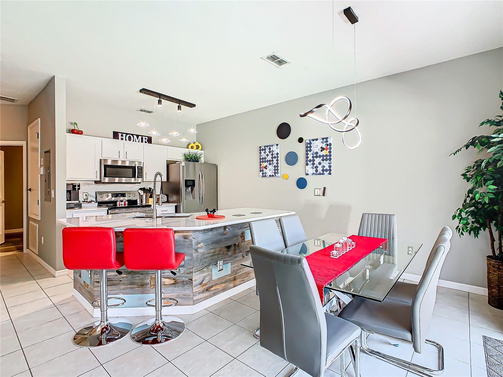 3179 YELLOW LANTANA LN
