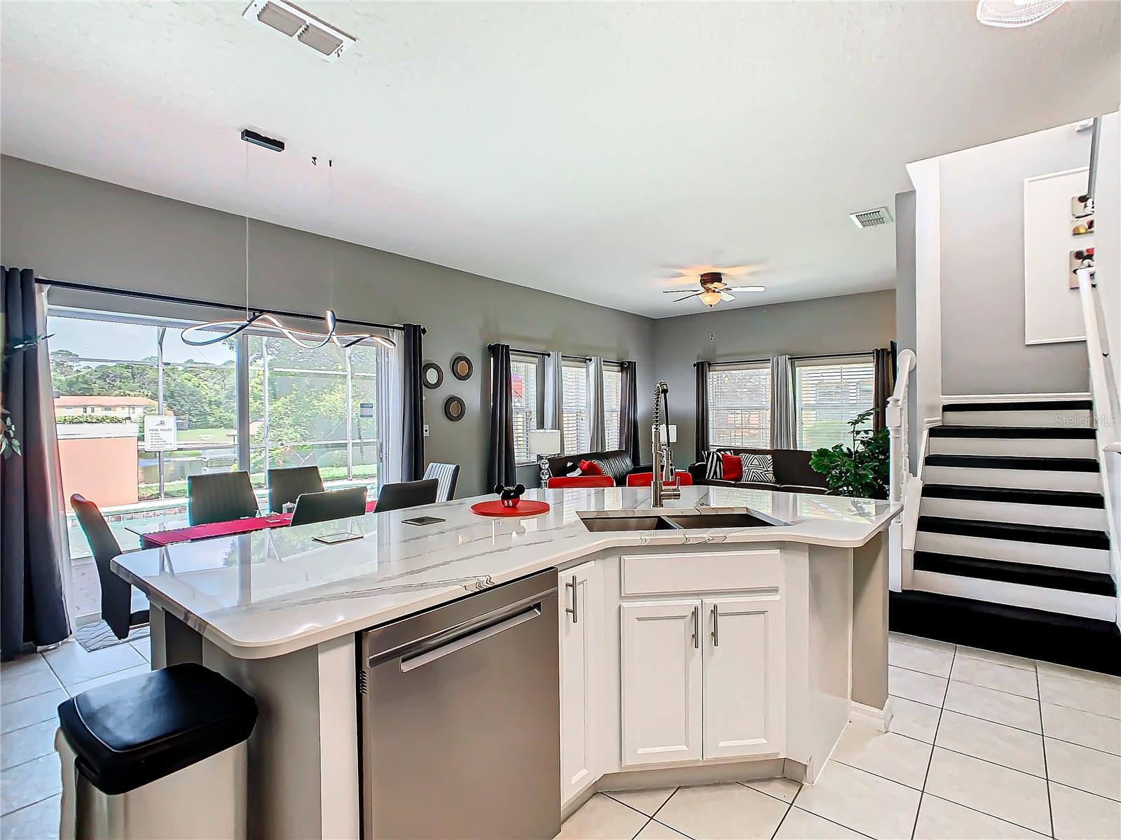 3179 YELLOW LANTANA LN