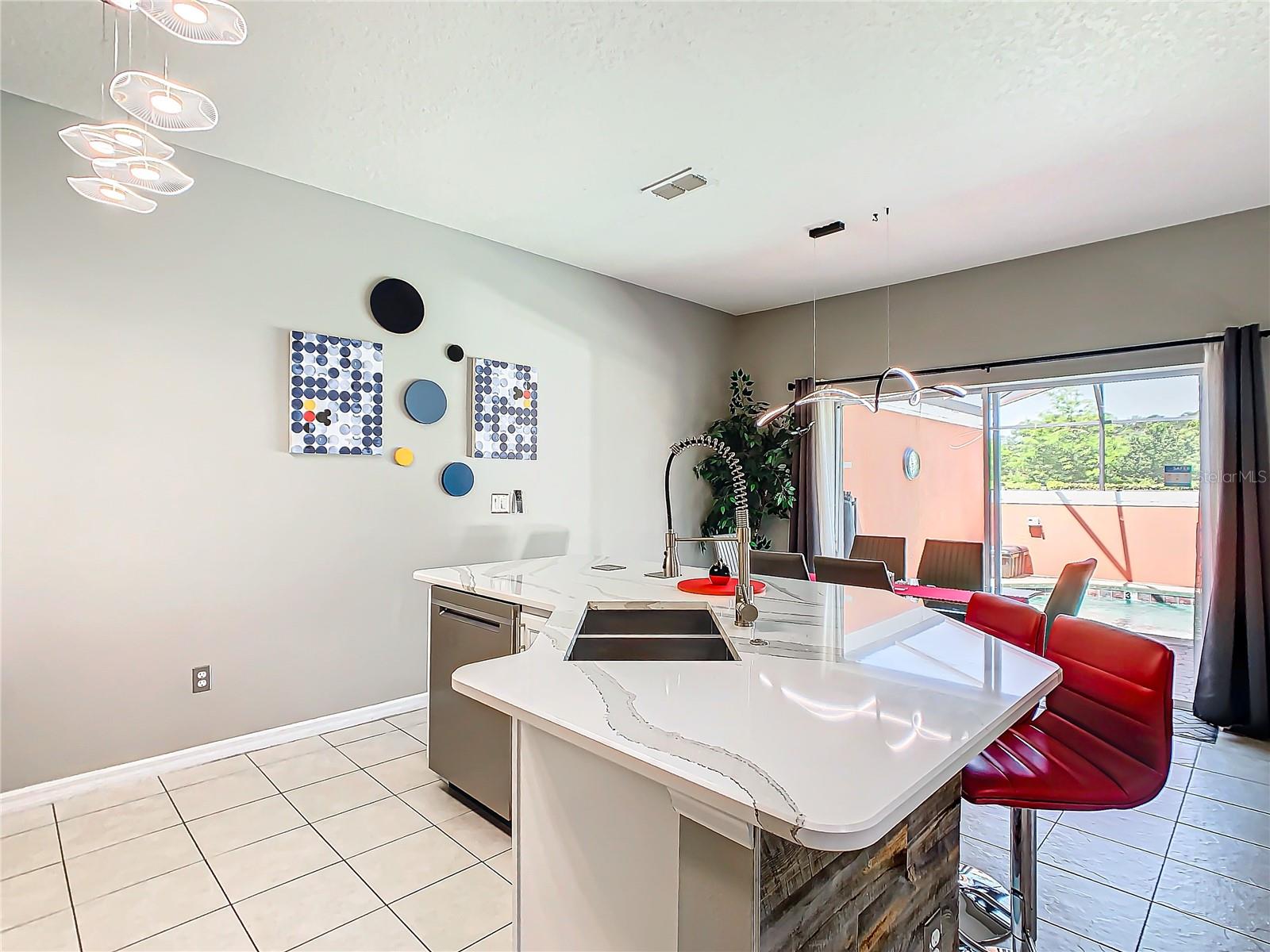 3179 YELLOW LANTANA LN