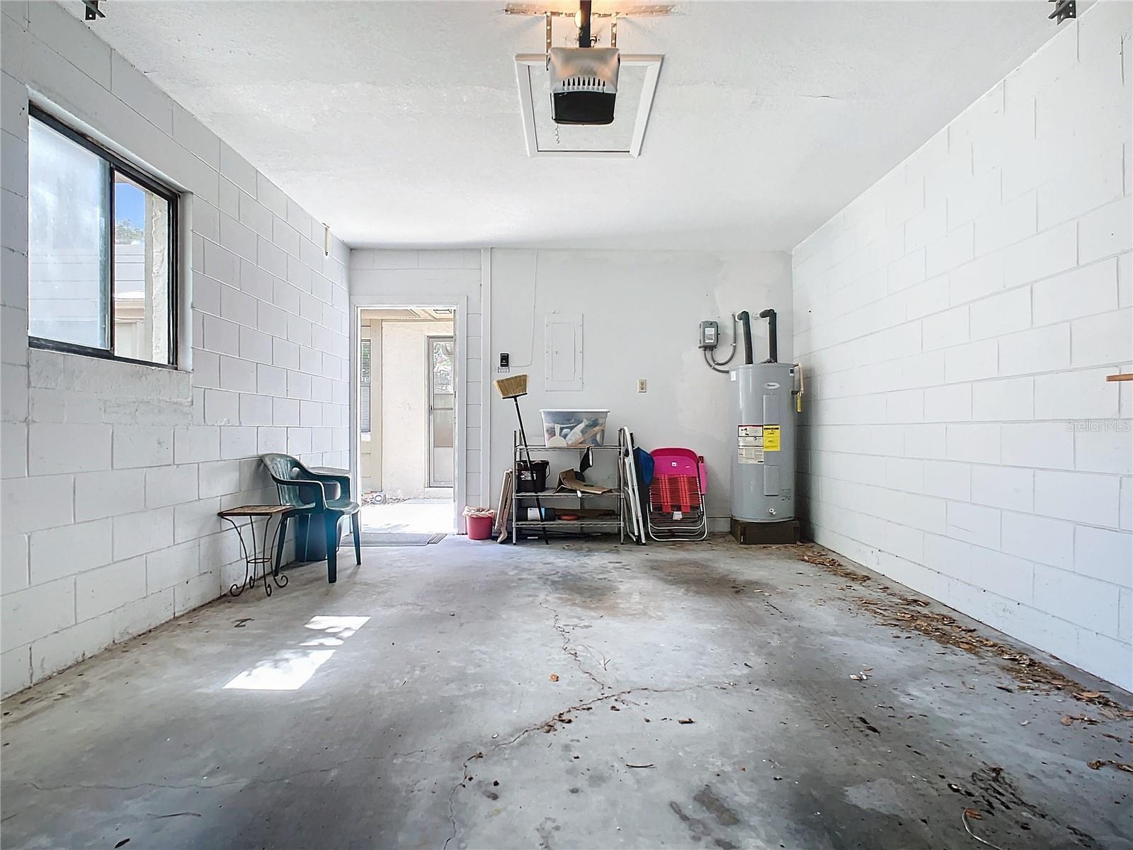 603 WOODRIDGE DR