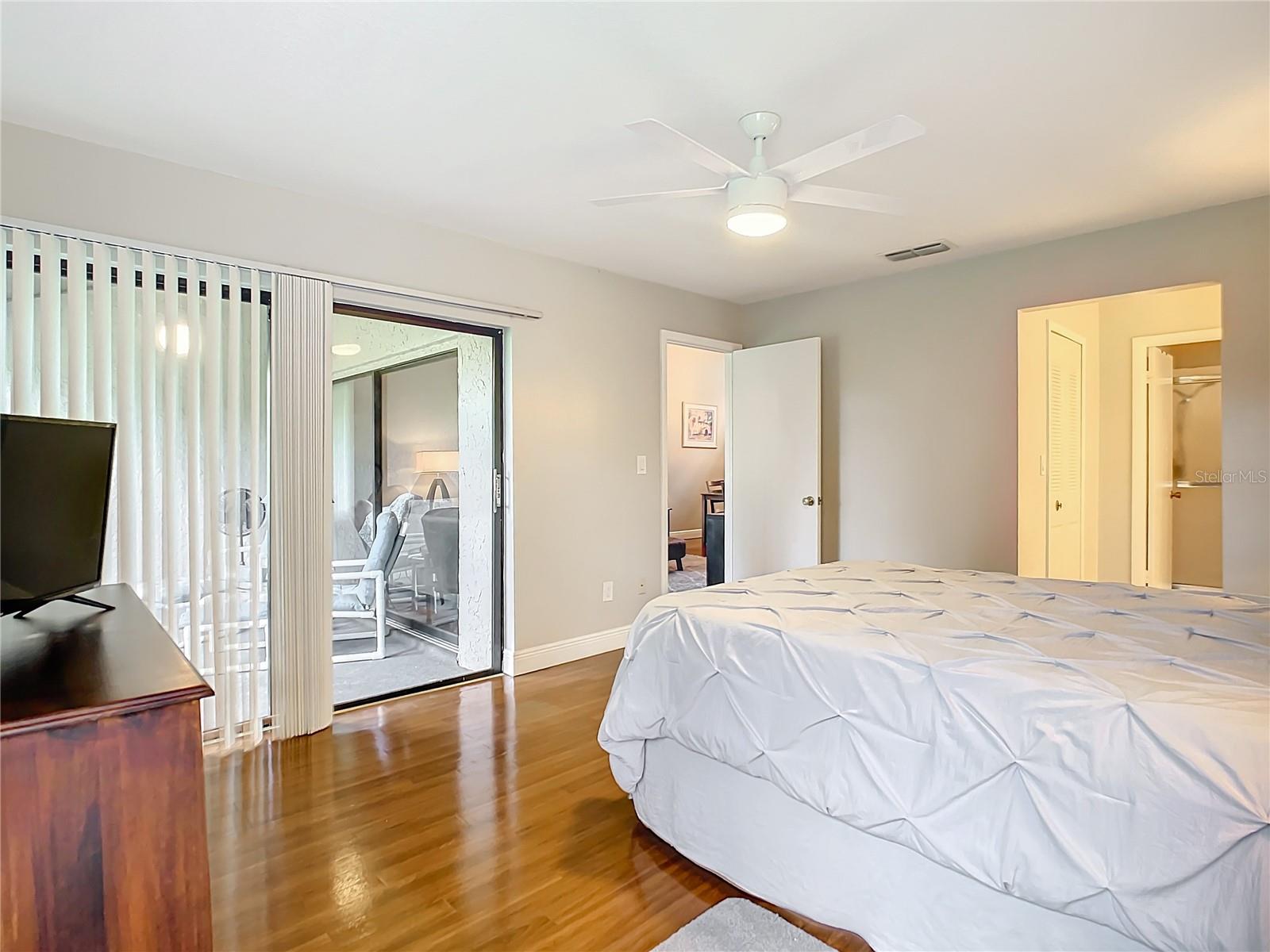 603 WOODRIDGE DR