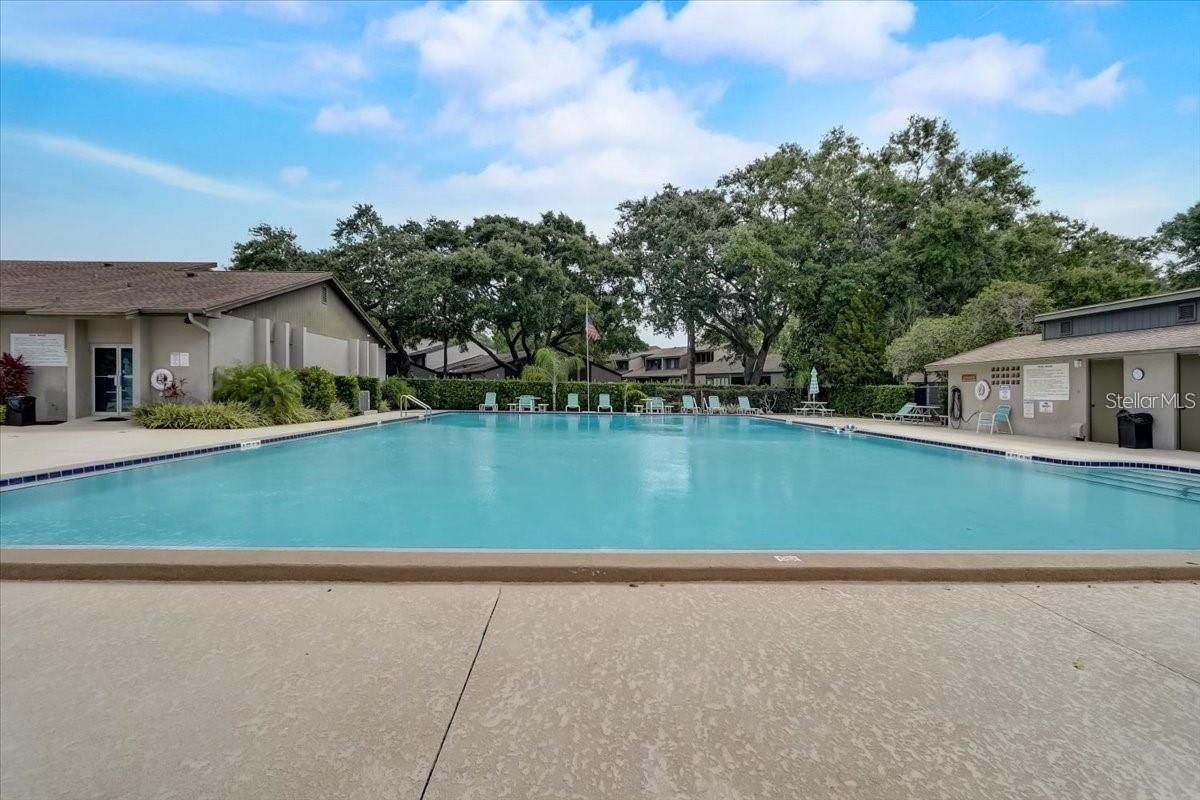 603 WOODRIDGE DR