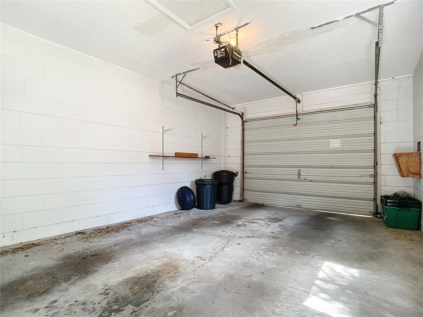 603 WOODRIDGE DR