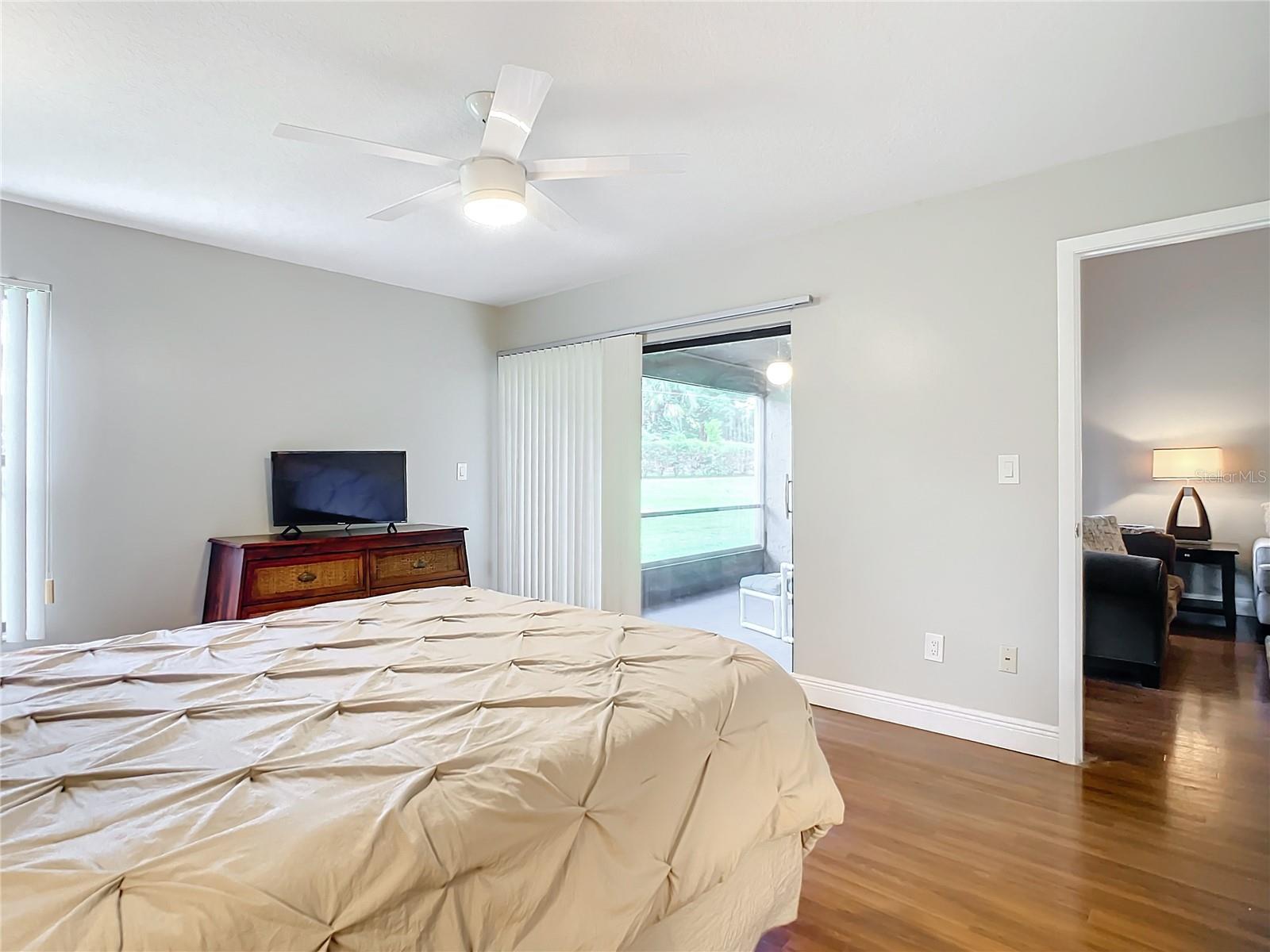603 WOODRIDGE DR