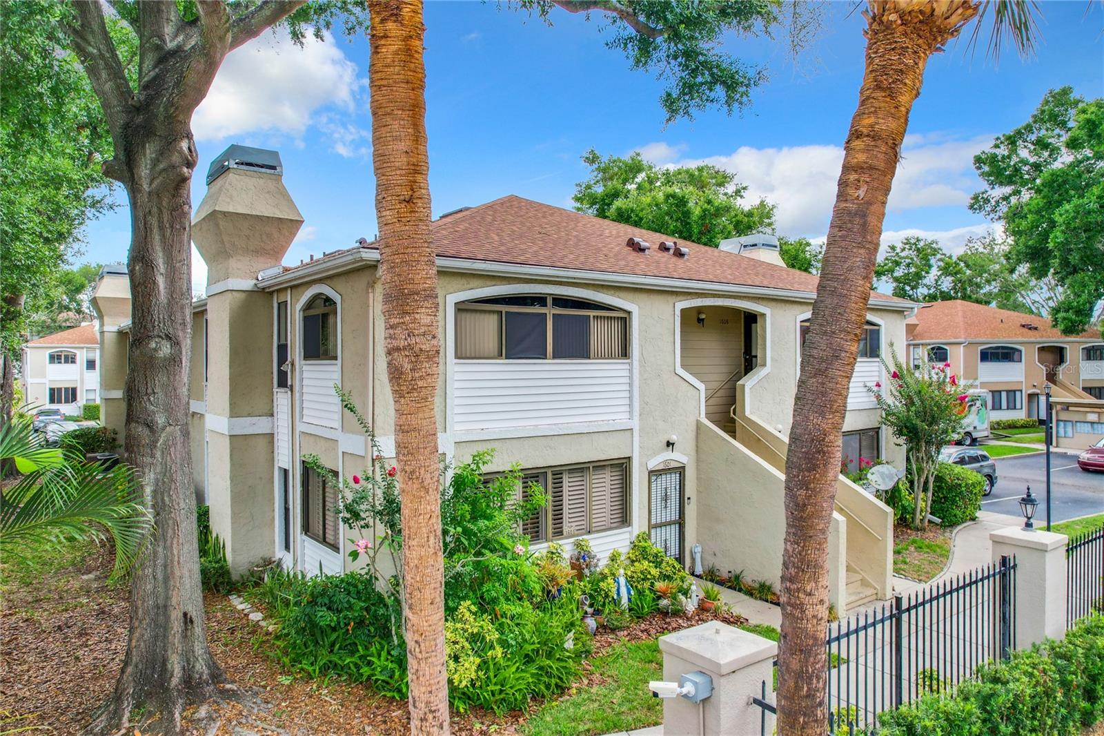 2966 S SEMORAN BLVD #1608