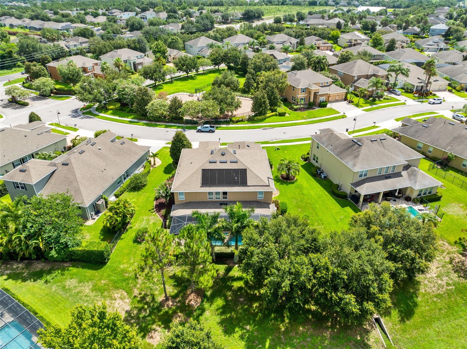 2012 SANDY GARDEN LN