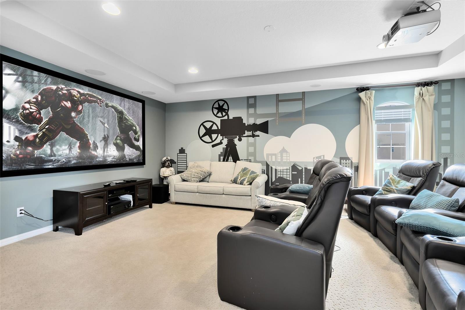 2012 SANDY GARDEN LN