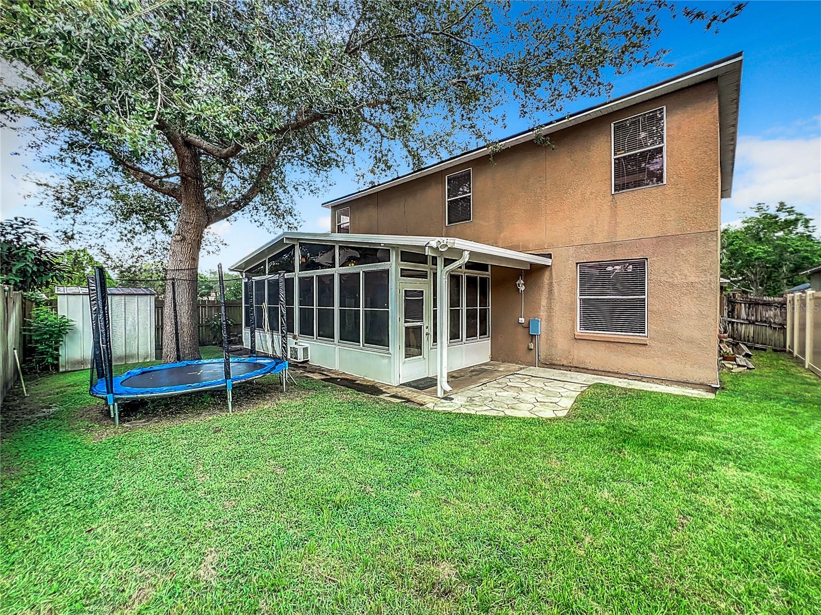 4616 RIVERTON DR