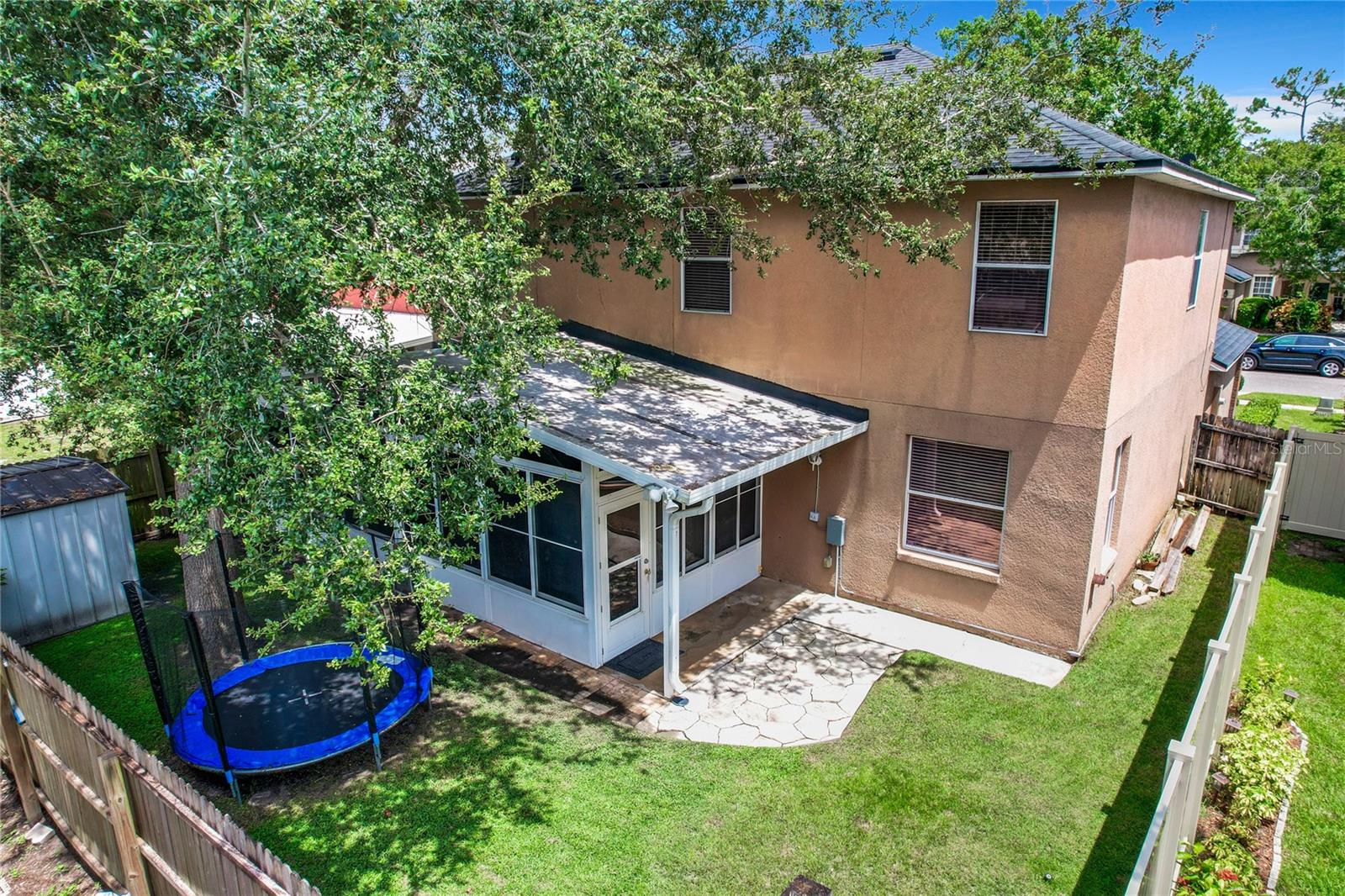 4616 RIVERTON DR