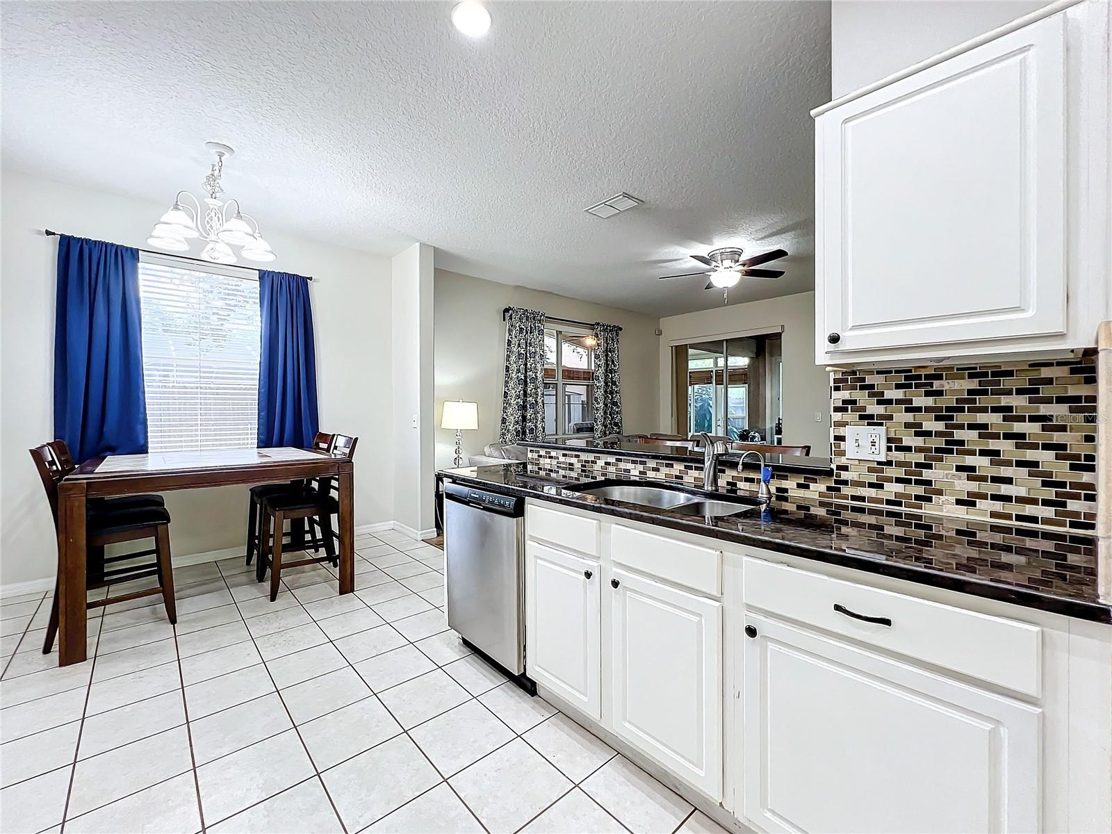 4616 RIVERTON DR