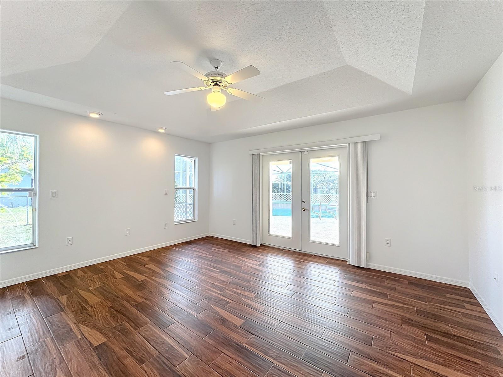 231 WATERS EDGE DR