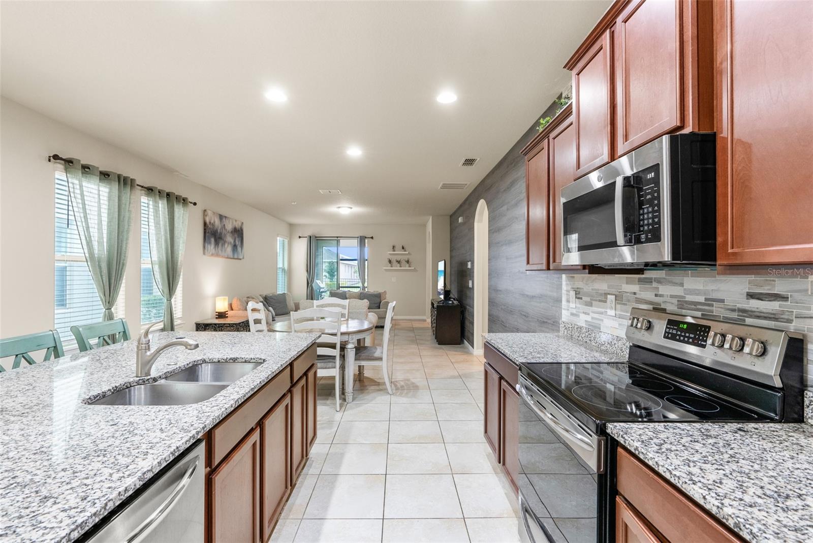 10248 SAND CAY DR