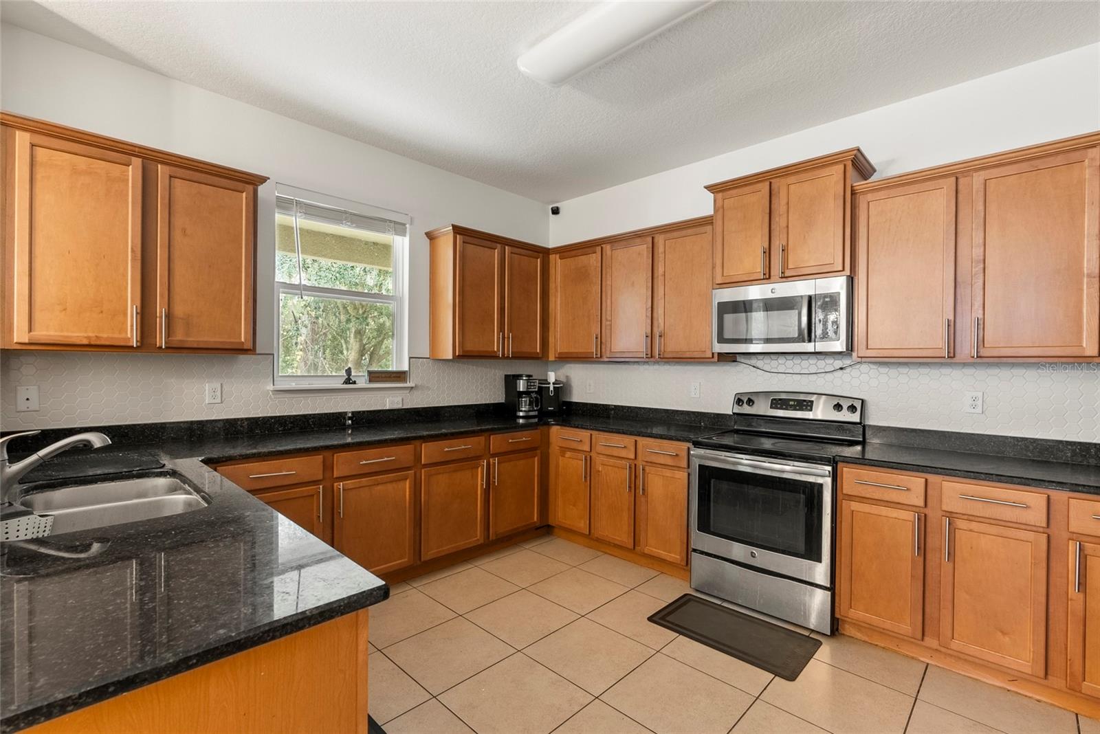 3464 JULIUS ESTATES BLVD