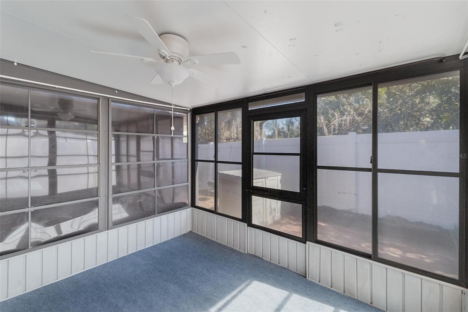 621 W INDIANA AVE #5