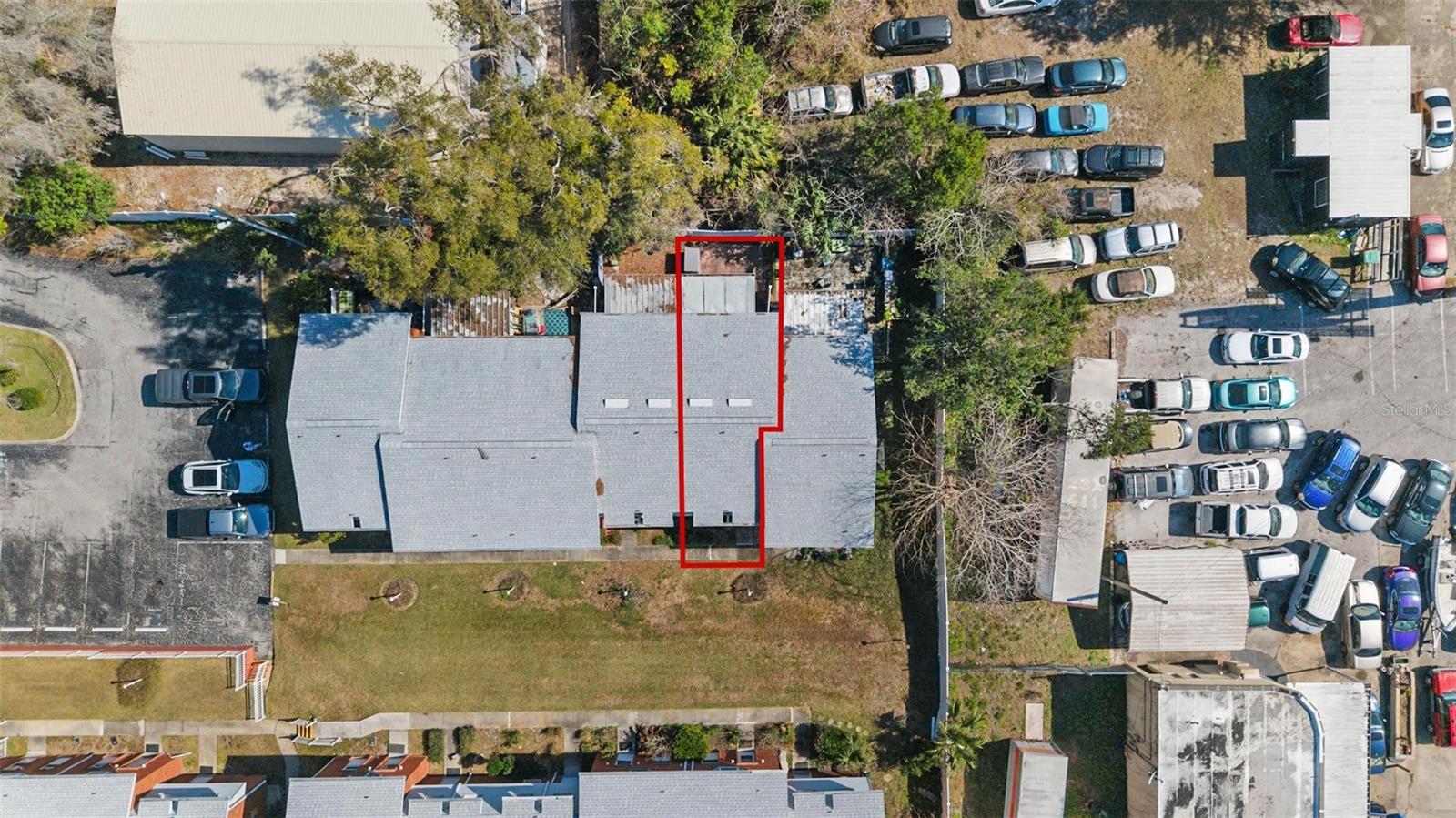 621 W INDIANA AVE #5