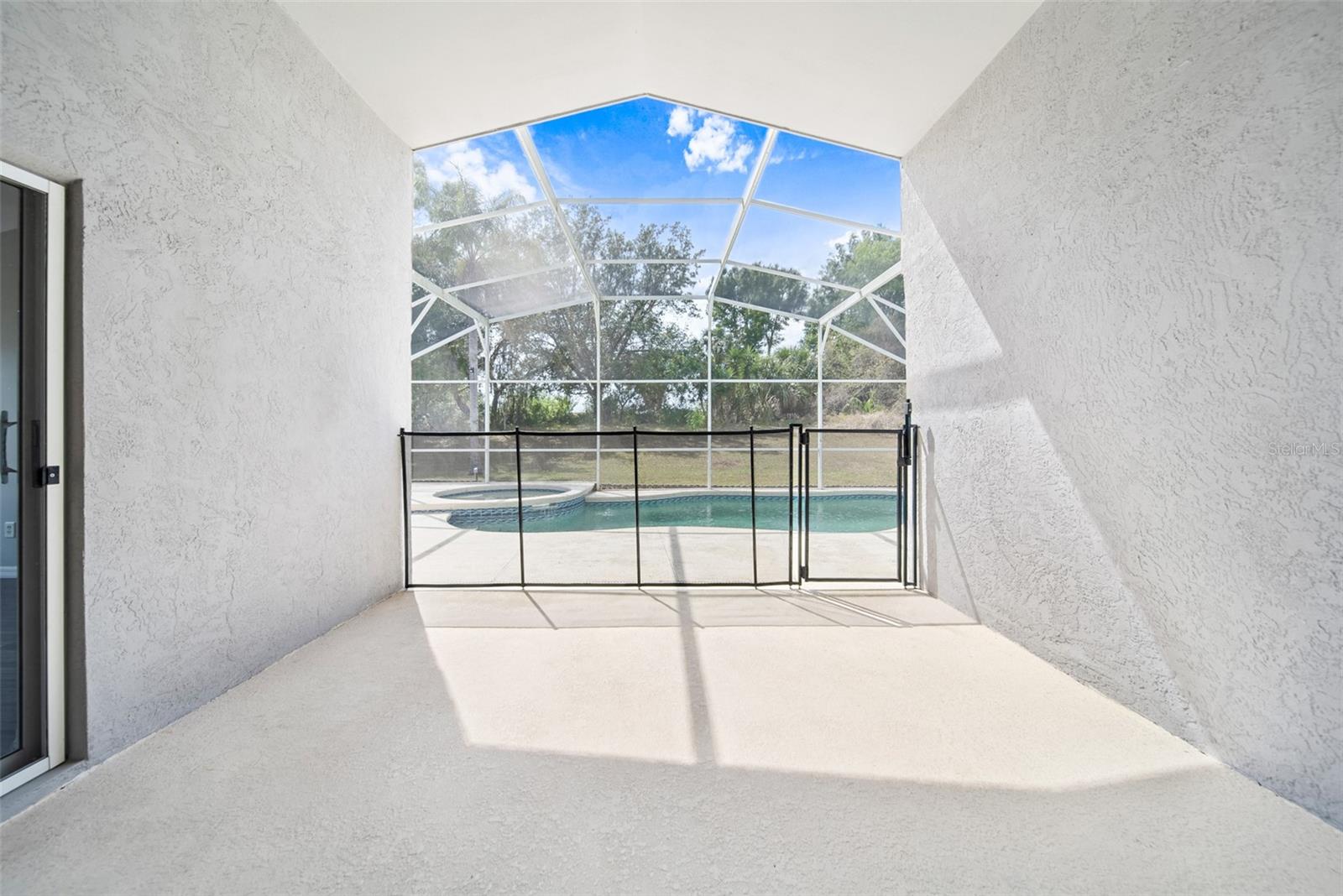 1631 OAK HILL TRL