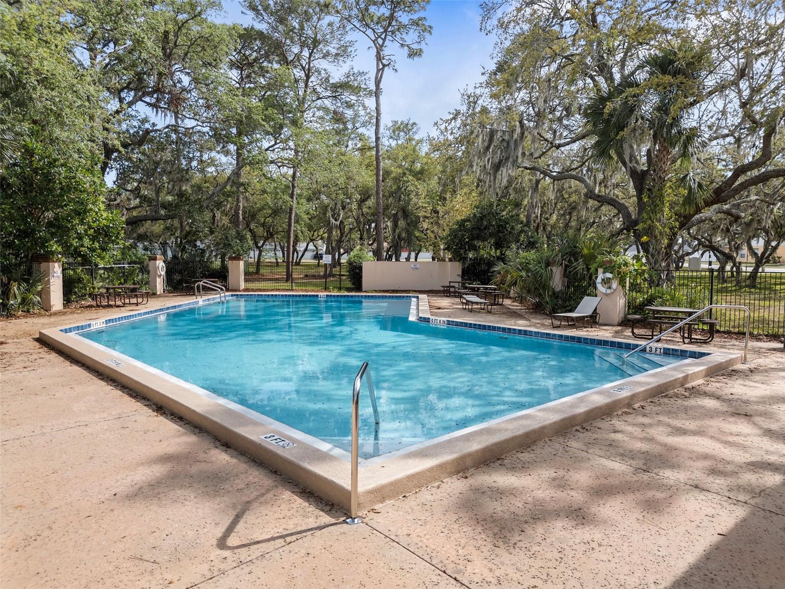 1631 OAK HILL TRL